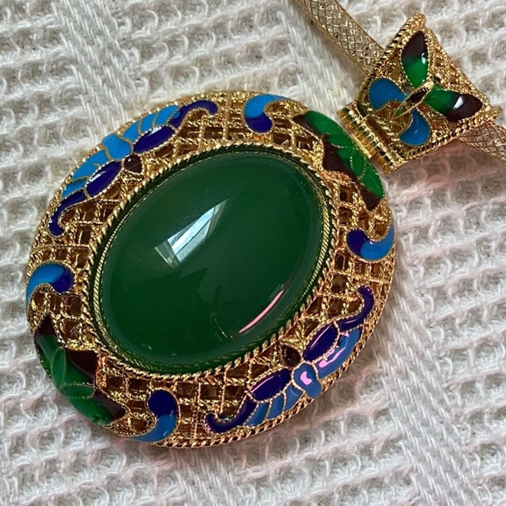 SJ Pearl Pendant